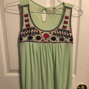 Floral embroidered tank top